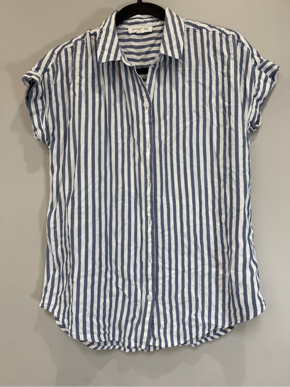 beachlunchlounge Blue and White Vertical Stripe Short-Sleeve Button Down